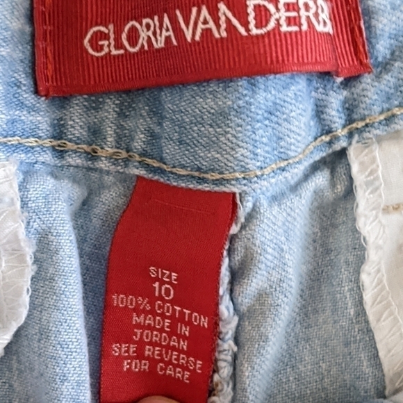 Vintage High Waisted Shorts by Gloria Vanderbilt Grandma Pants - Picture 3 of 4